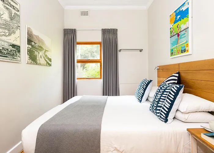 Stone Cottages - Camps Bay Village