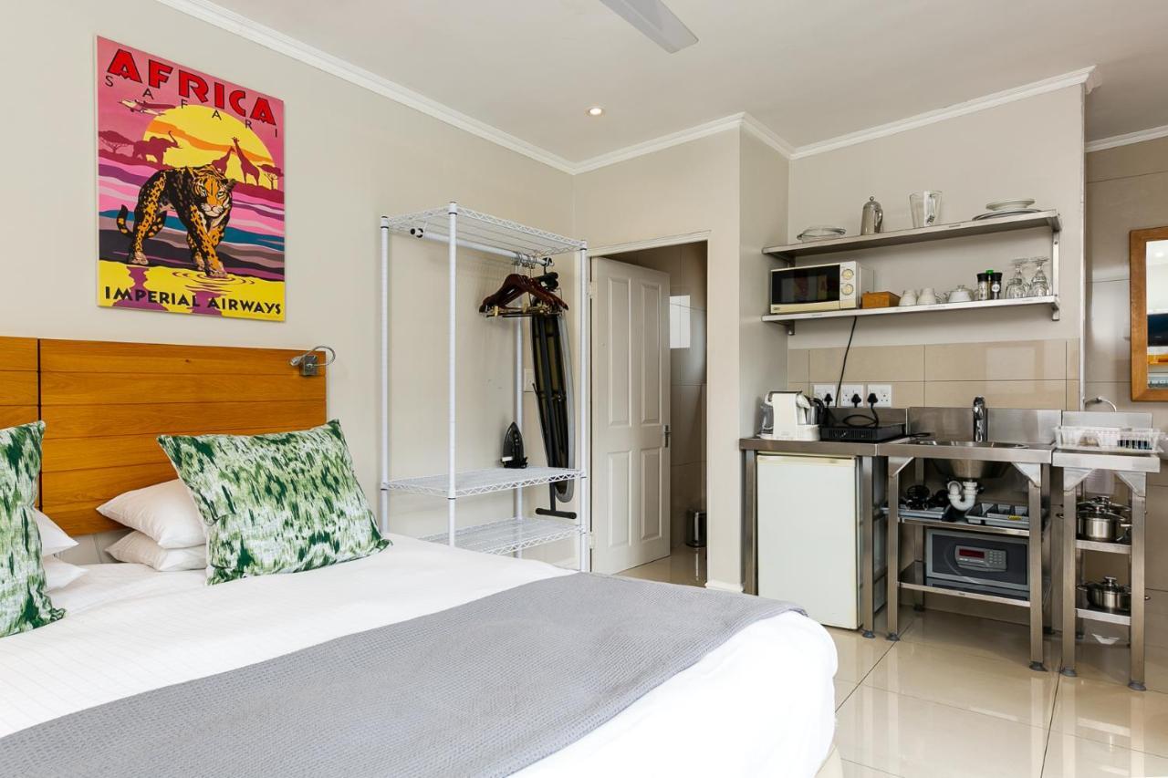 Stone Cottages - Camps Bay Village