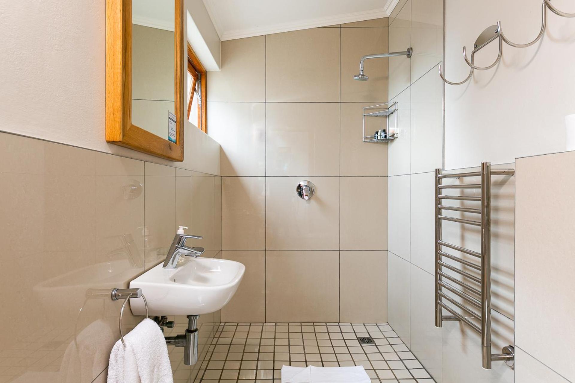Stone Cottages - Camps Bay Village Guest house *