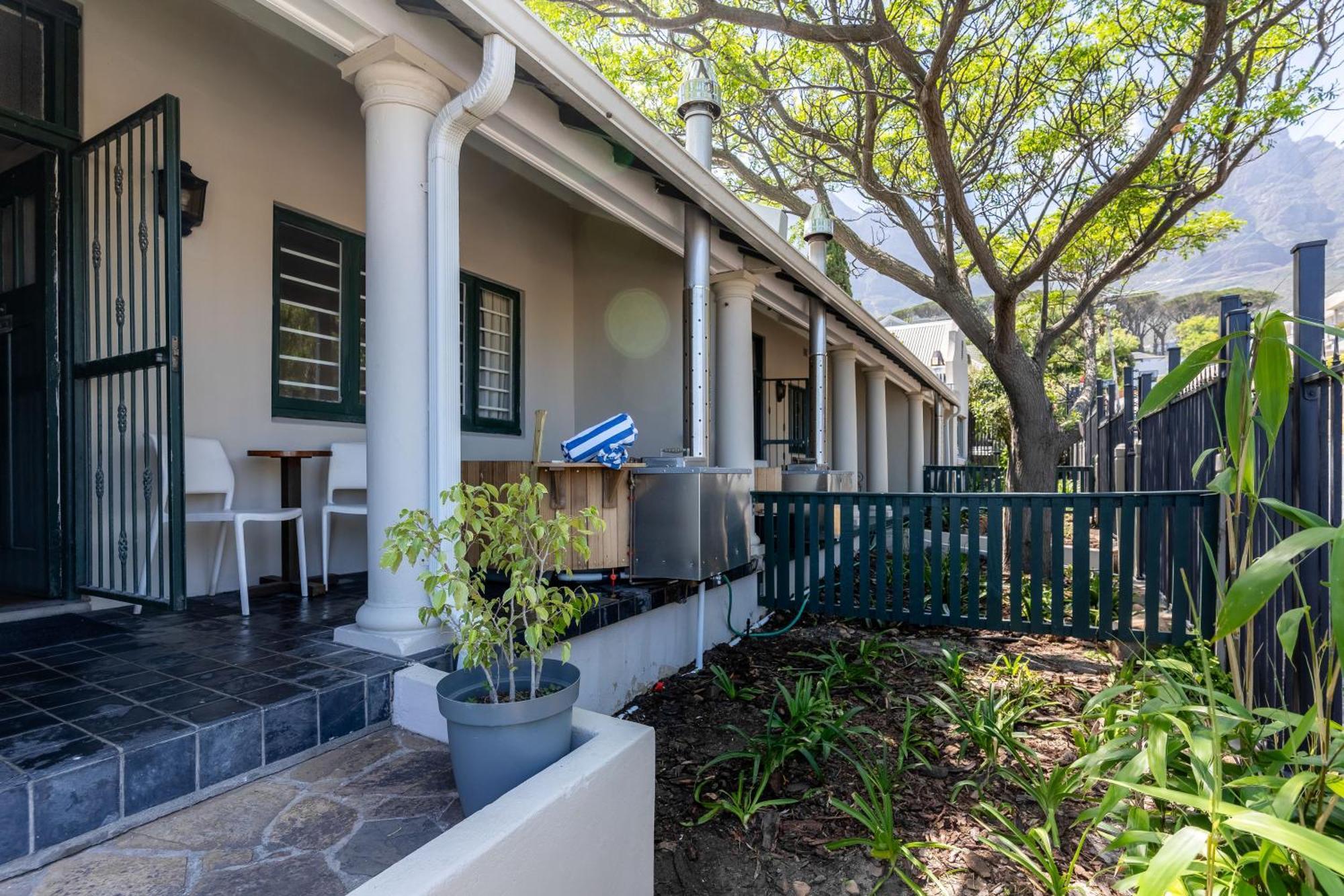 Guest house Stone Cottages Cape Town
